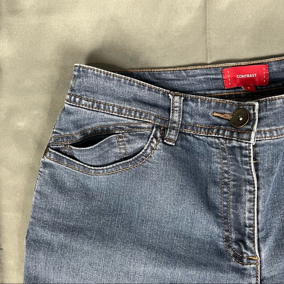 Contrast Jeans | Size 9 - Picture 2 of 5